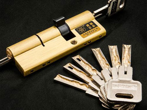 西平24小时上门开锁公司