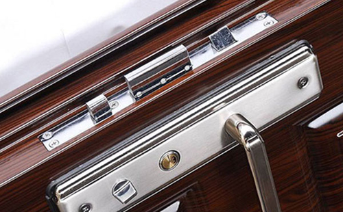 西平24小时上门开锁公司